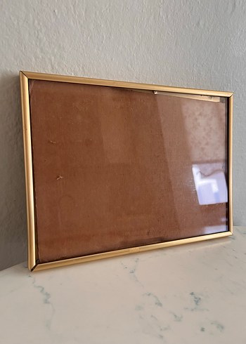 Gold Detaylı Çerçeve