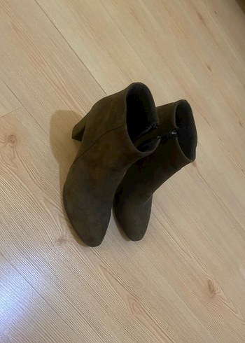 Süet  Kadın Topuklu Bot - Görsel 3