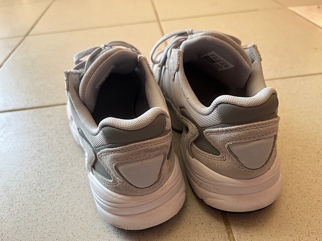 Adidas AYAKKABI