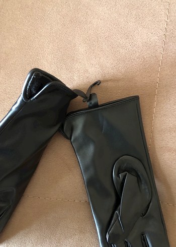 Siyah Deri Kadın Eldiveni Tokalı - Görsel 3