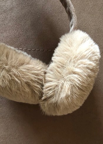 Bej Peluş Kulaklık - Görsel 4