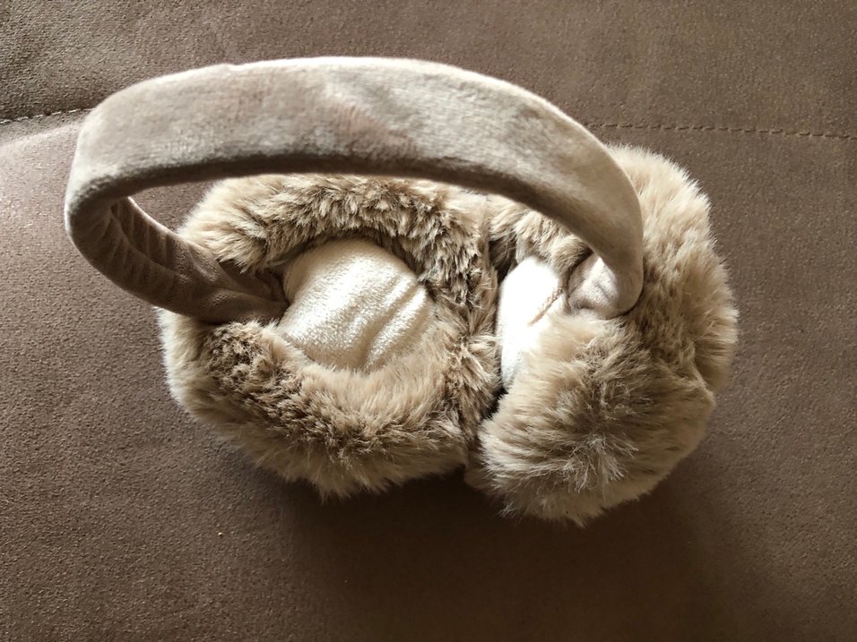 Bej Peluş Kulaklık - Görsel 5