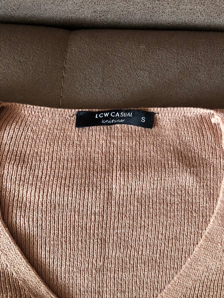 Bej V Yaka Uzun Kollu Kadın Kazak - Görsel 5