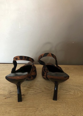 Leopar Desenli Kahverengi Tokalı Stiletto - Görsel 6