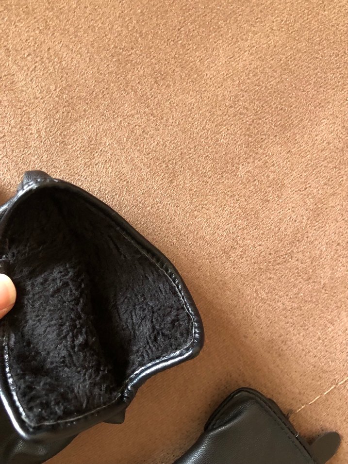 Düğmeli Siyah Deri Kadın Eldiveni - Görsel 3