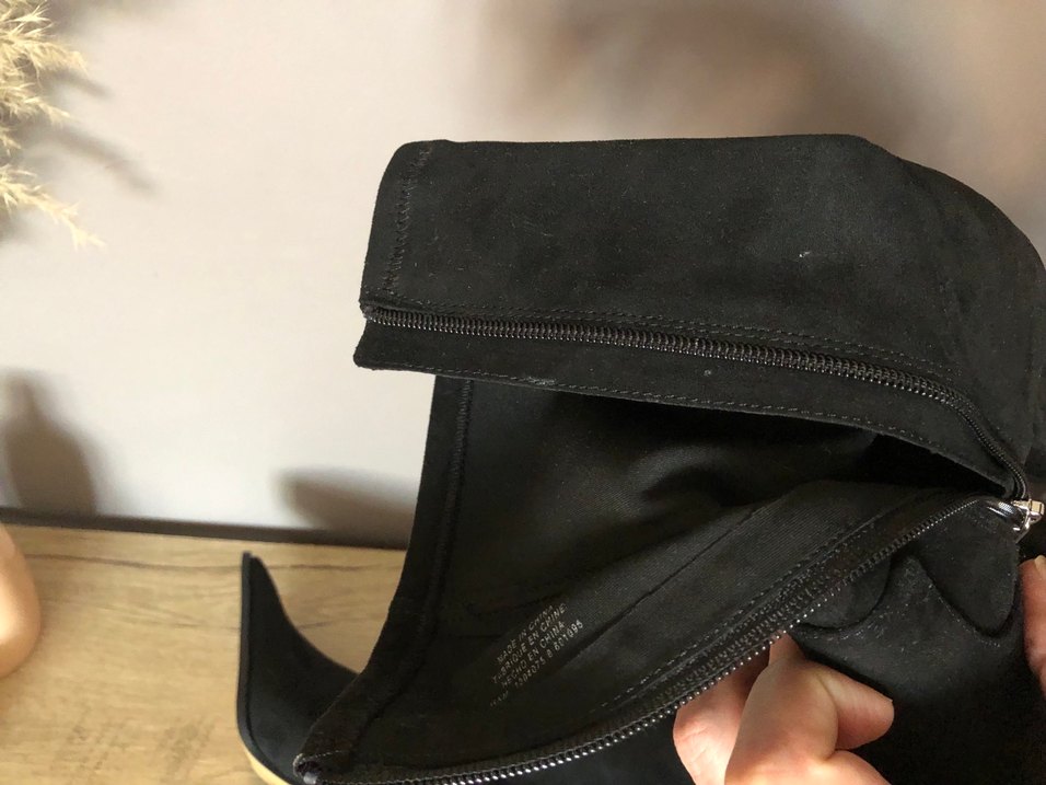 Siyah Süet Tokalı Kadın Topuklu Bot - Görsel 4