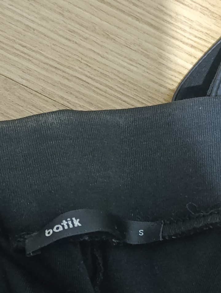 Siyah Deri Kemerli Kadın Tayt - Görsel 2