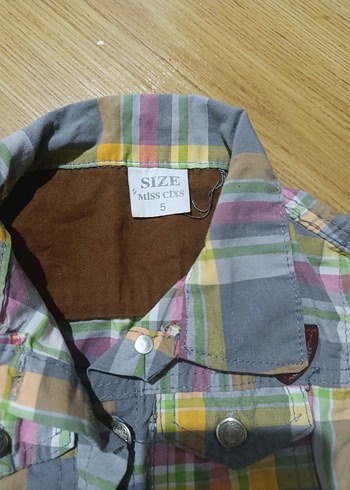 Düğmeli Gri Kız Yeleği - Görsel 2