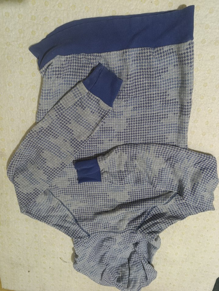 Gri Kapüşonlu Düğmeli Hamile Hırkası - Görsel 3