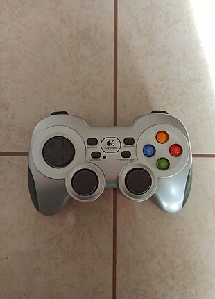 LOGITECH F710 KABLOSUZ GAMEPAD 
