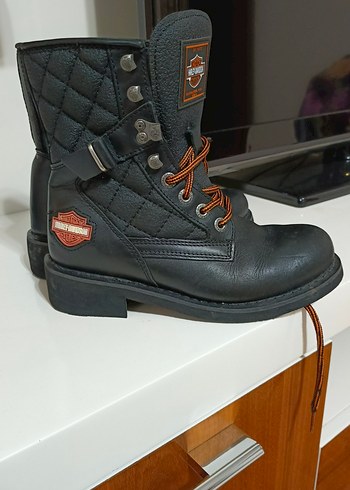 Harley Davidson Siyah Kapitone Bilek Botu