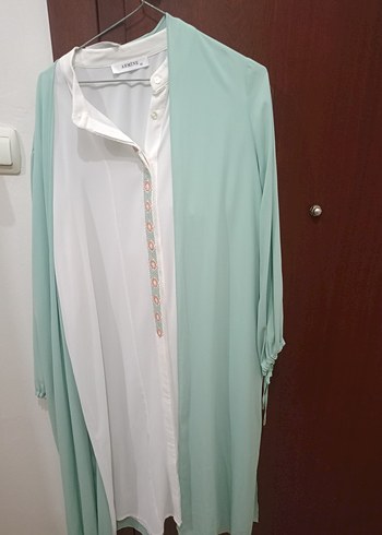 takım tunik şalıda var - Görsel 2