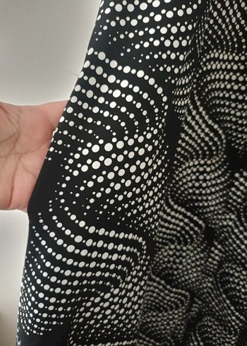 Yılan Desenli Uzun Kollu Pilili Siyah tunık - Görsel 3