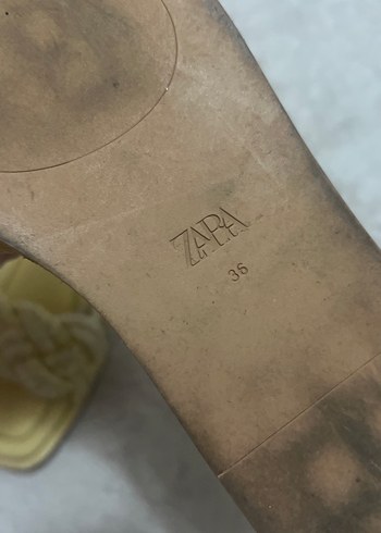 Zara Sarı Hasır Dokulu Kadın Dolgu Topuk Terlik
