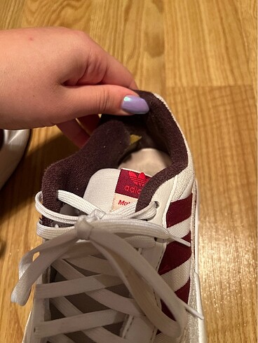 36,5 Beden Adidas spor ayakkabı