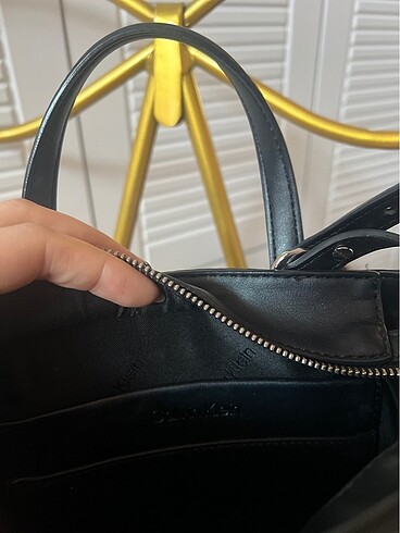  Beden siyah Renk Calvin klein siyah çanta