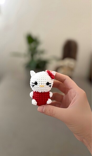 Amigurumi hellokitty anahtarlık