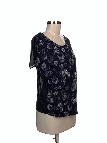 Pull and Bear T-shirt %70 İndirimli. - Görsel 2