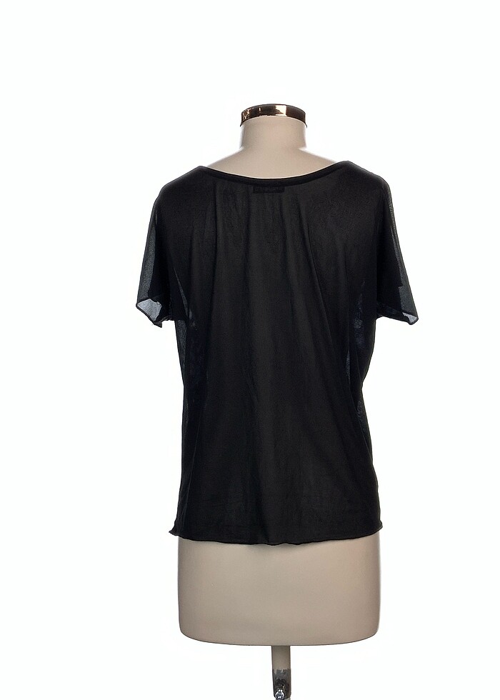 Pull and Bear T-shirt %70 İndirimli. - Görsel 3