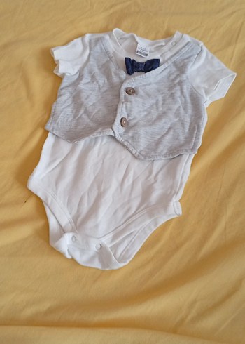 Gri Yelekli Beyaz Bebek Çıtçıtlı Body - Görsel 6