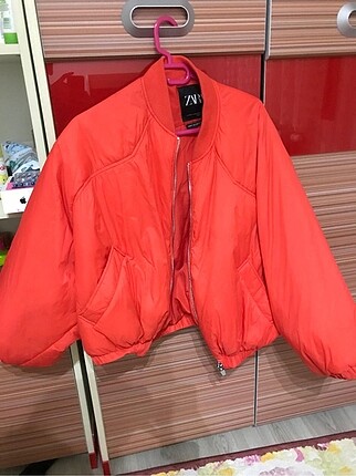 zara bomber mont