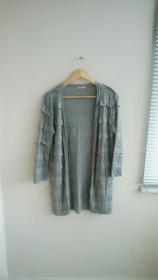 gri renk hırka 