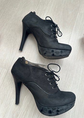 Siyah Bağcıklı Süet Platform Topuklu Bot - Görsel 10