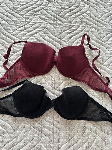 H&M marka 75c beden 2li sütyen set.