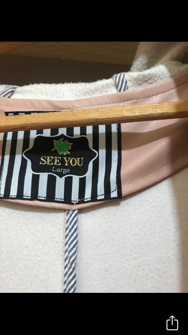 Düğmeli Bej Uzun Kadın Yağmurluk - Görsel 4