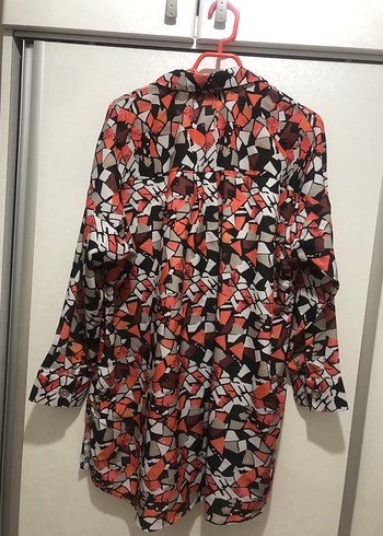 Düğmeli Çok Renkli Desenli Uzun Kollu Kadın Gömlek - Görsel 2