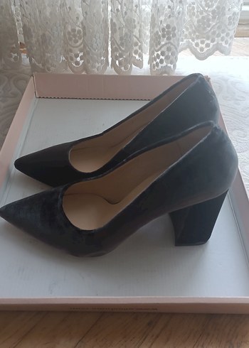 Gri Süet Topuklu Kadın Ayakkabı - Görsel 2