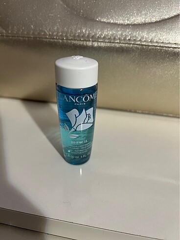 Lancome makyaj temizleme suyu