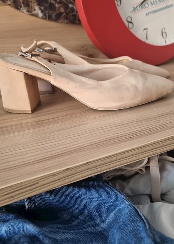 Bej Süet Kadın Dolgu Topuklu Klasik Ayakkabı - Görsel 2