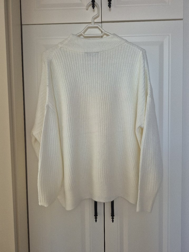 Kadın Beyaz Örgü Uzun Kollu Kazak - Görsel 2