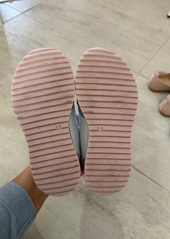 Kız Çocuk Pudra Renkli Cırt Cırtlı Spor Ayakkabı - Görsel 4