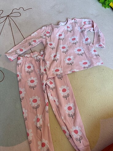 Kız çocuk pijama takımı