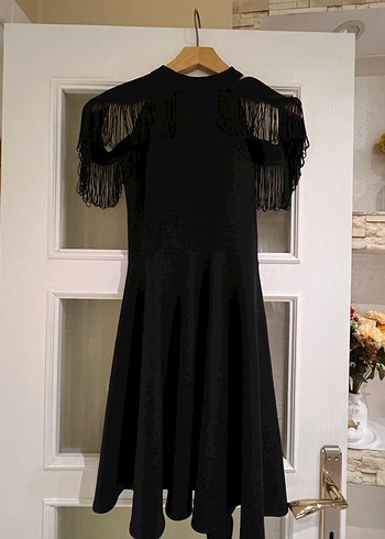 Püsküllü Siyah mini elbise - Görsel 2