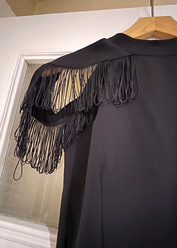 Püsküllü Siyah mini elbise - Görsel 4