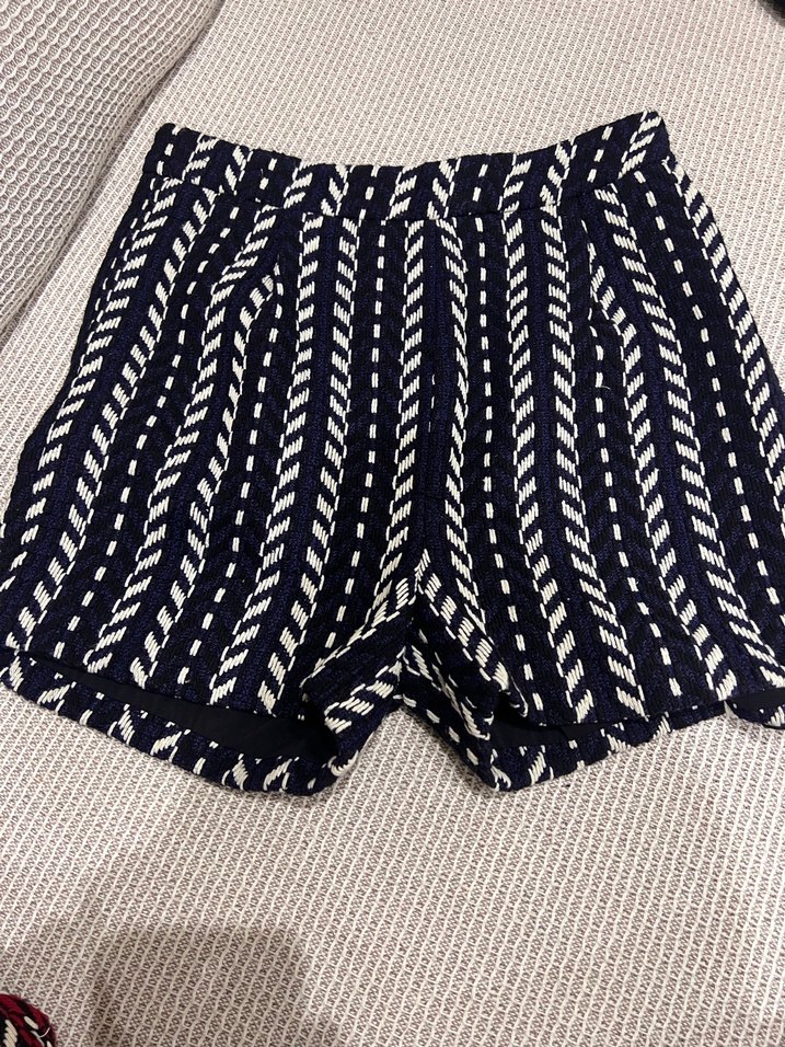 Kadın Lacivert desenli kışlık şort - Görsel 2