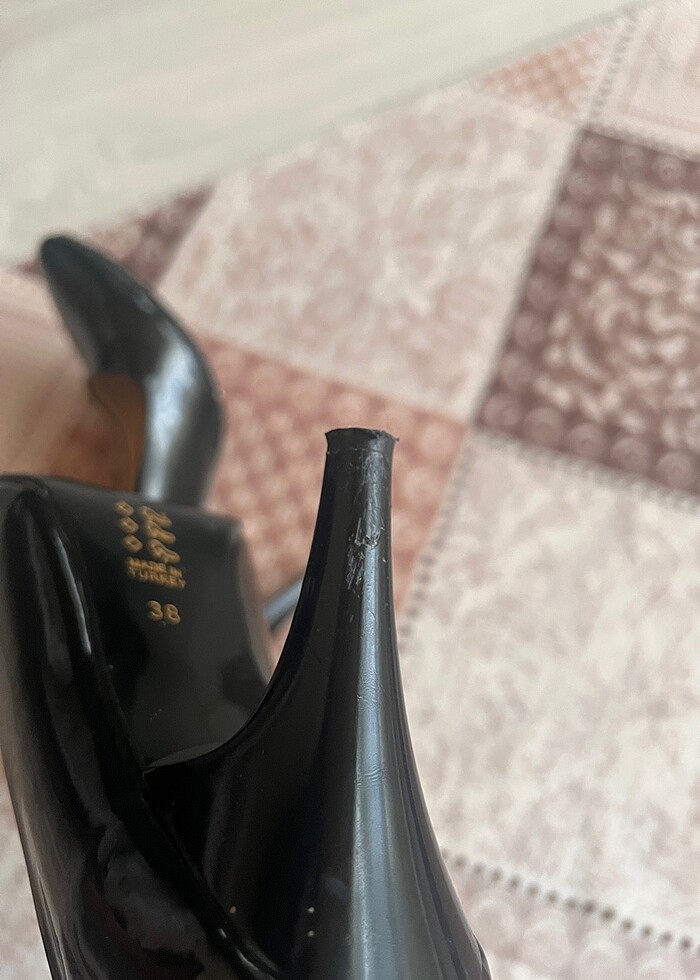 Klasik model topuklu ayakkabı - Görsel 5