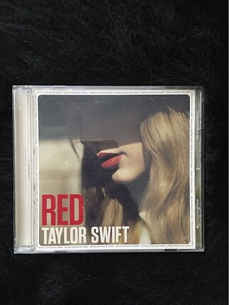 taylor swift - red (regular edition) (ayırtıldı)