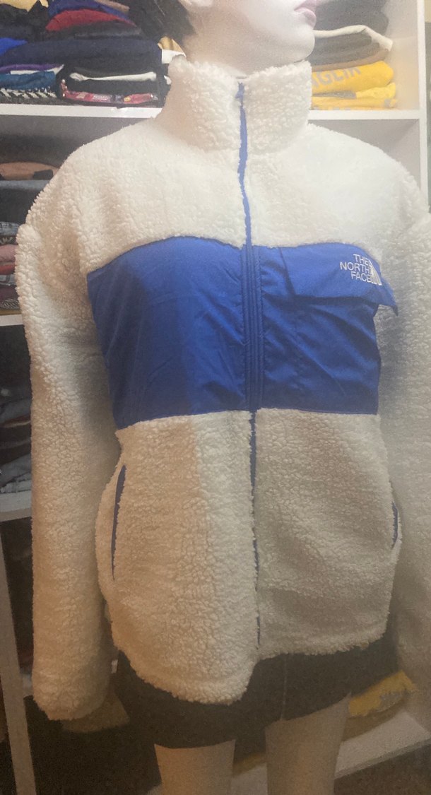 Beyaz Cep Detaylı Kadın Polar Ceket - Görsel 3