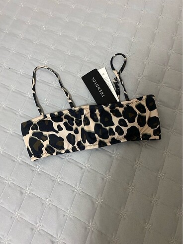 bikini üstü