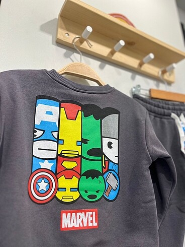 4 Yaş Beden çeşitli Renk Marvel Takım