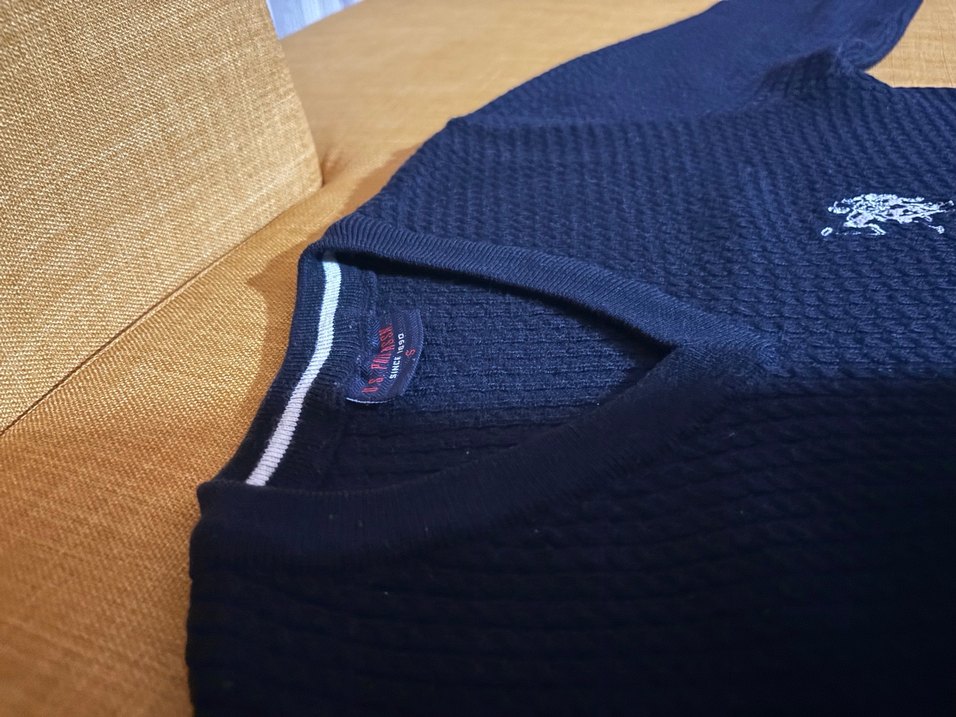 Erkek Lacivert V Yaka Örgü Kazak - Görsel 3