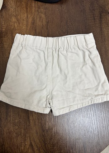 LC Waikiki Düğmeli Bej Kız Şortu