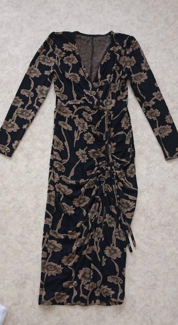 Siyah desenli uzun kollu elbise - Görsel 5