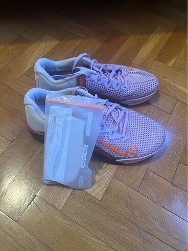 41 Beden çeşitli Renk Nike metcon 6
