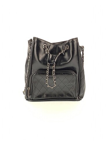 Stradivarius Çapraz Çanta %70 İndirimli.