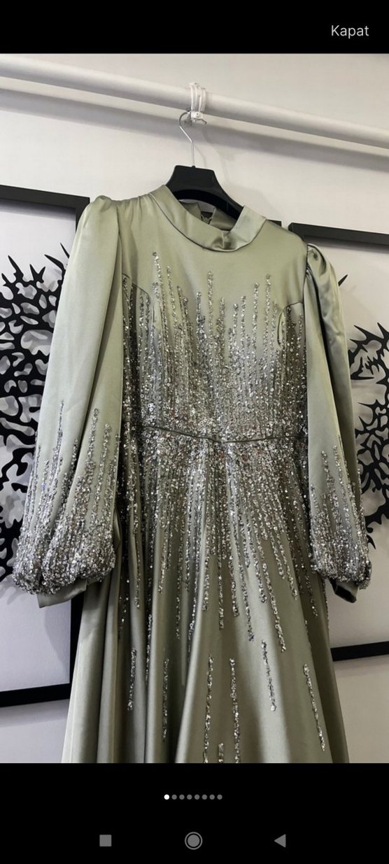 yeşil İşlemeli Uzun Kollu Abiye Elbise - Görsel 2